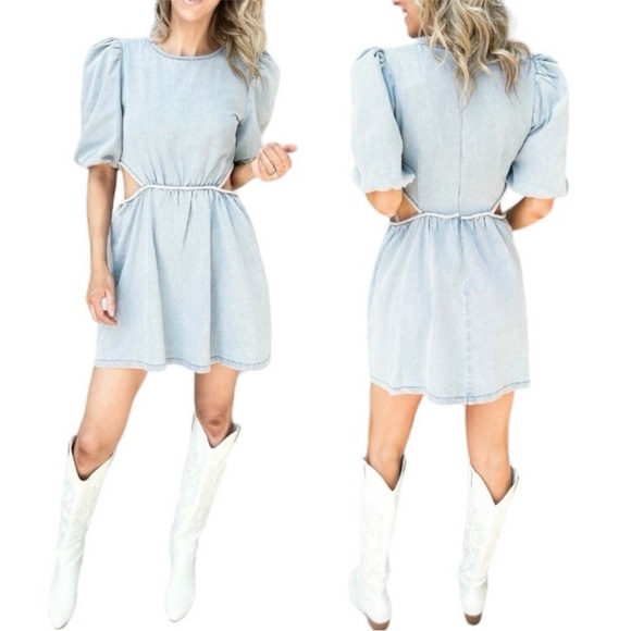 dash of nash Dresses & Skirts - Chambray Puff Sleeve Dress